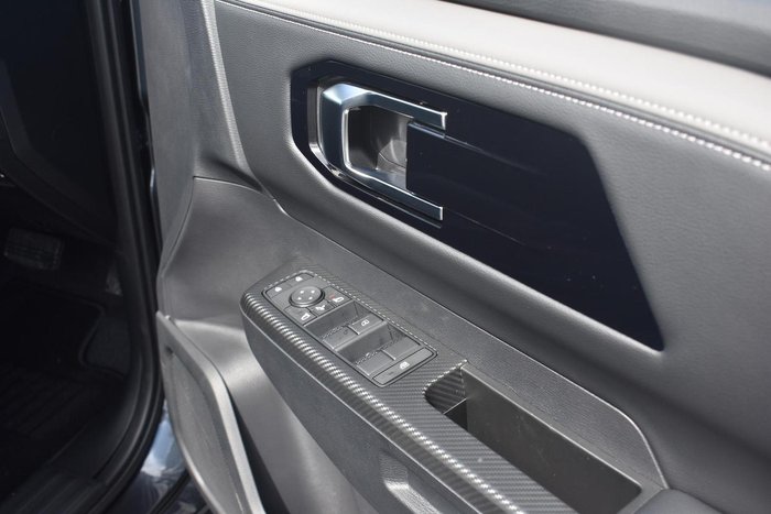 2026 Nissan Navara ST-X D27 MY26 4X4 Dual Range Boulder Grey