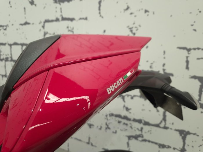 2012 Ducati 1199 Panigale S Superbike Red