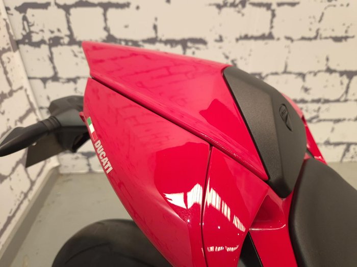 2012 Ducati 1199 Panigale S Superbike Red