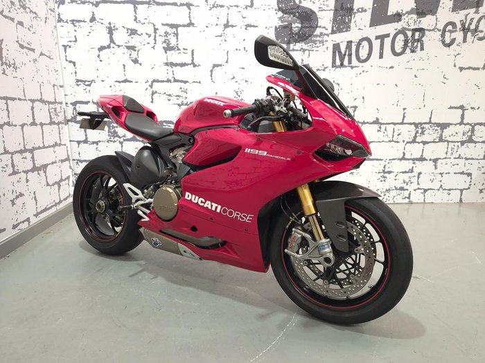 2012 Ducati 1199 Panigale S Superbike Red