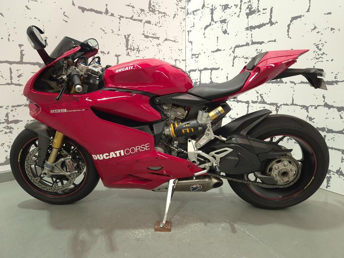 2012 Ducati 1199 Panigale S Superbike Red