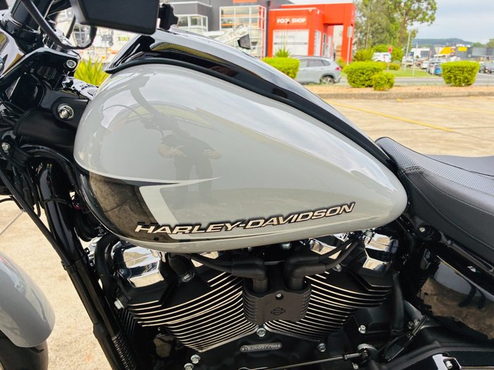 2024 HARLEY-DAVIDSON FXBR BREAKOUT (117) Grey