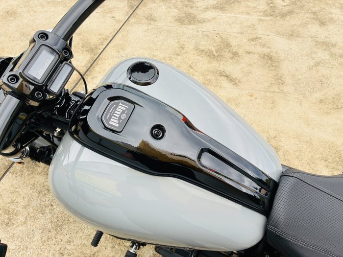 2024 HARLEY-DAVIDSON FXBR BREAKOUT (117) Grey