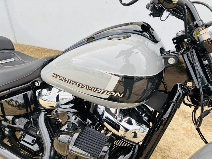 2024 HARLEY-DAVIDSON FXBR BREAKOUT (117) Grey