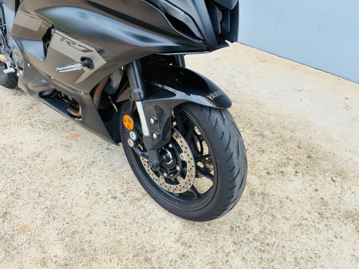 2025 Yamaha YZF-R7LA Black