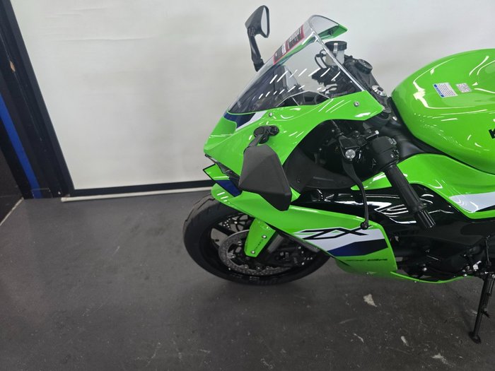 2026 Kawasaki NINJA ZX-6R (636) KRT EDITION Green