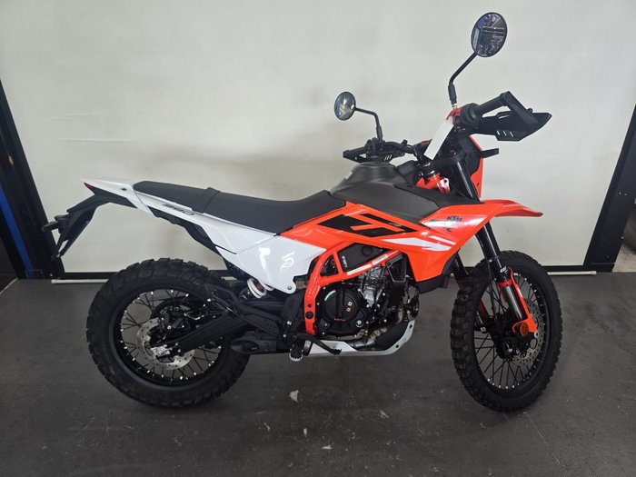 2025 Ktm 390 ENDURO R Orange