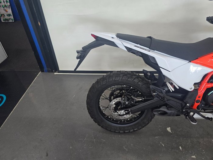 2025 Ktm 390 ENDURO R Orange