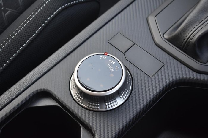 2026 Nissan Navara ST D27 MY26 4X4 Dual Range Boulder Grey