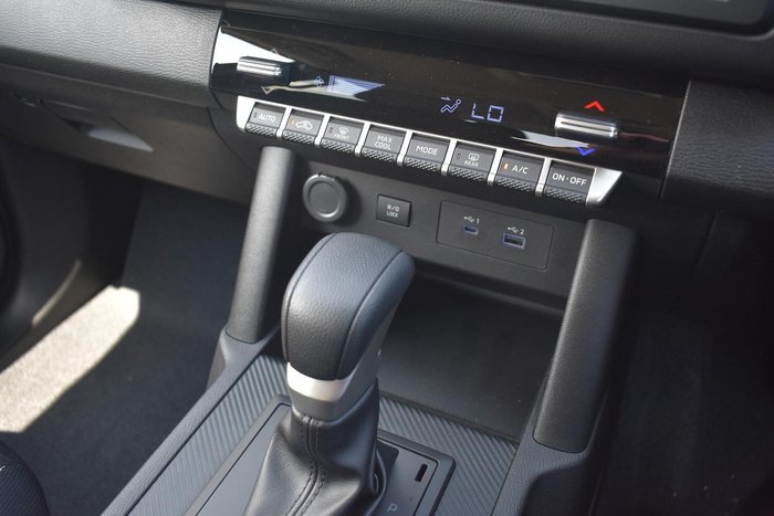 2026 Nissan Navara ST D27 MY26 4X4 Dual Range Boulder Grey