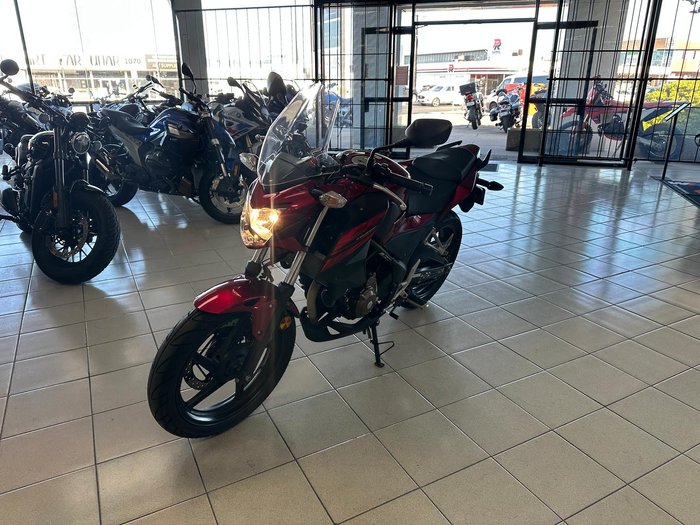 2018 Honda CB300F ABS (CB300FA) CB300 Red