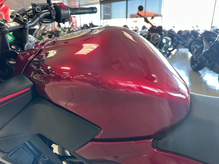 2018 Honda CB300F ABS (CB300FA) CB300 Red