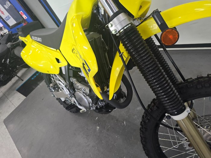 2022 Suzuki DR-Z400E Yellow