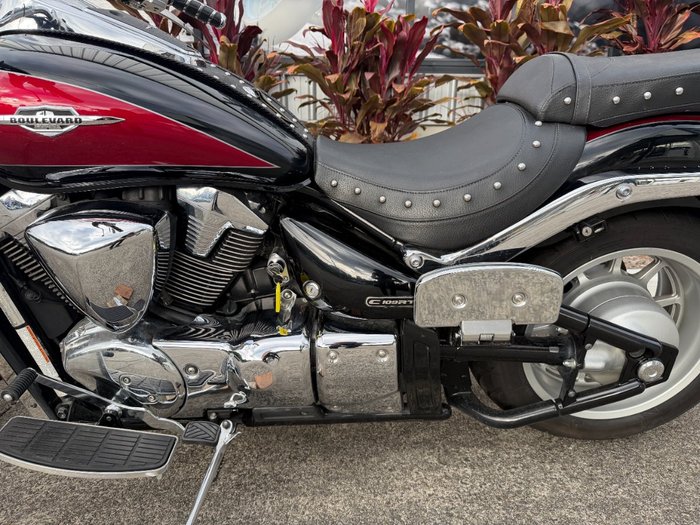 2009 Suzuki VLR 1800T BOULEVARD (C109RT) MAROON