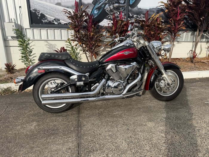 Suzuki VLR 1800T BOULEVARD (C109RT)