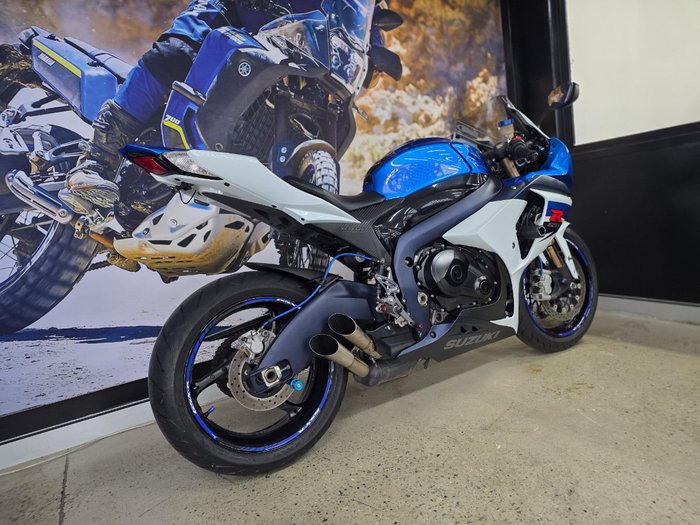 2010 Suzuki GSX-R1000 BLUE