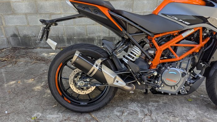 2023 Ktm 390 DUKE Orange