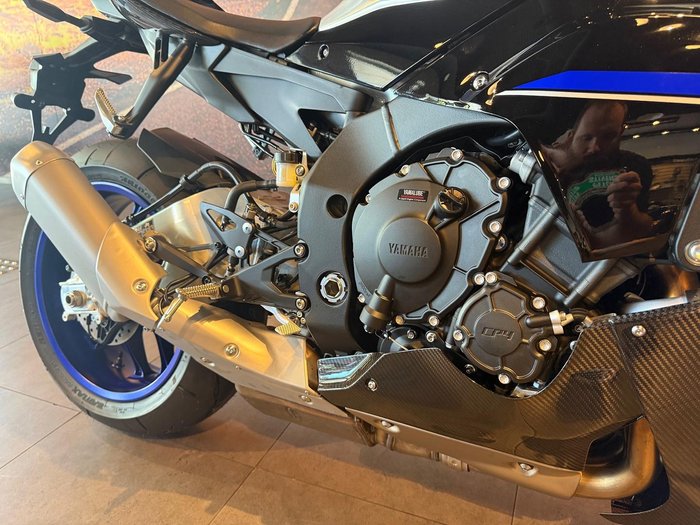 2025 Yamaha YZF-R1M R1 Silver