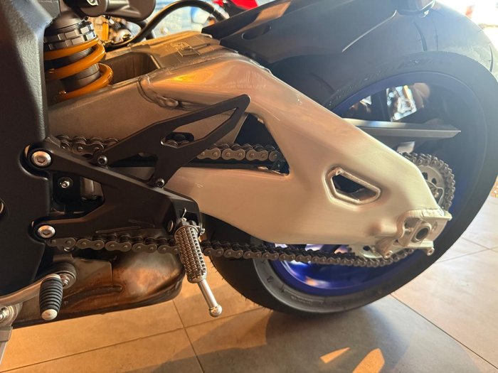 2025 Yamaha YZF-R1M R1 Silver