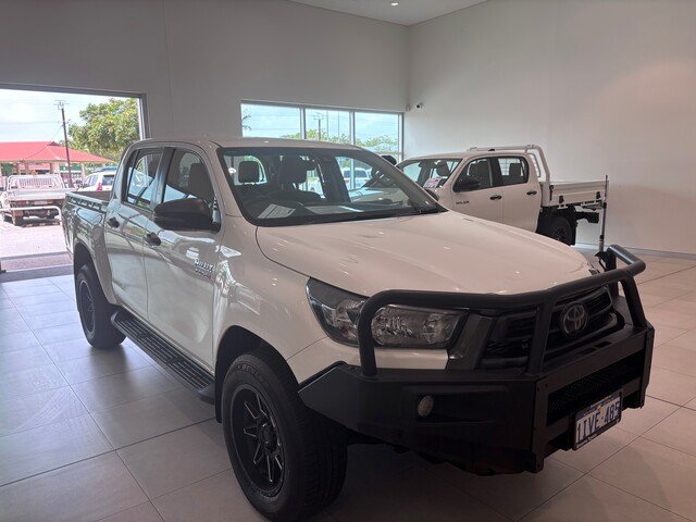 2022 Toyota Hilux 4x4 2.8L DSL D/C/C 6AT SR