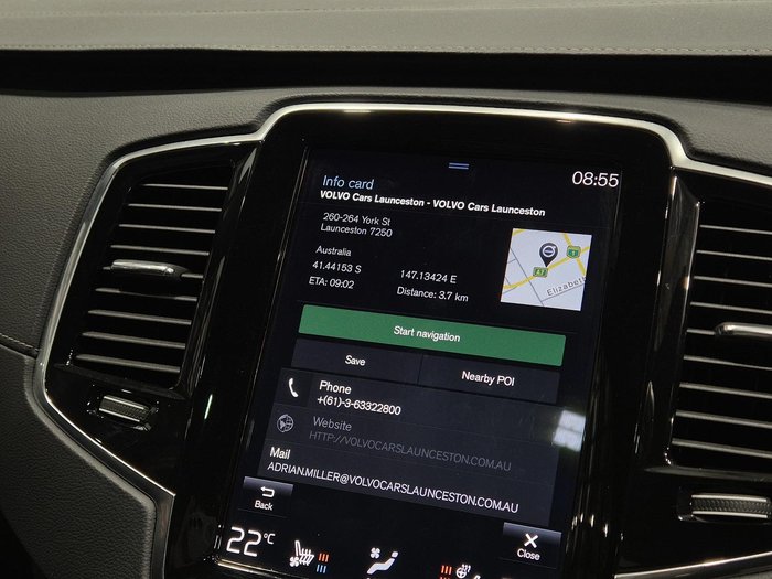 2021 Volvo XC90 B6 R-Design