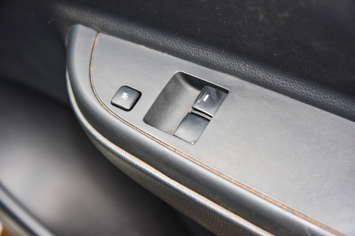 2020 Mitsubishi Triton GLX