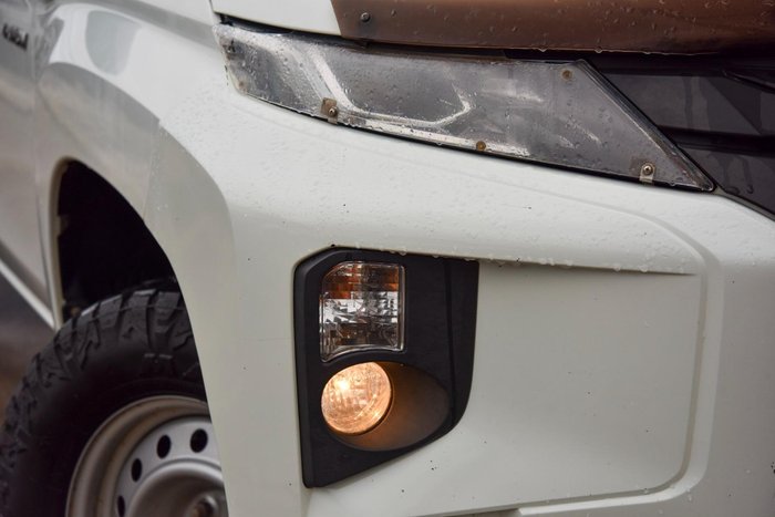 2020 Mitsubishi Triton GLX