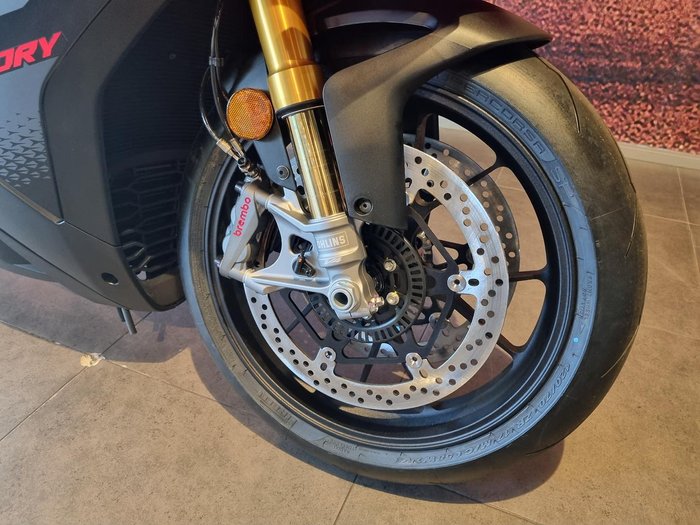 2025 Aprilia RSV4 1100 Factory RSV4 Black