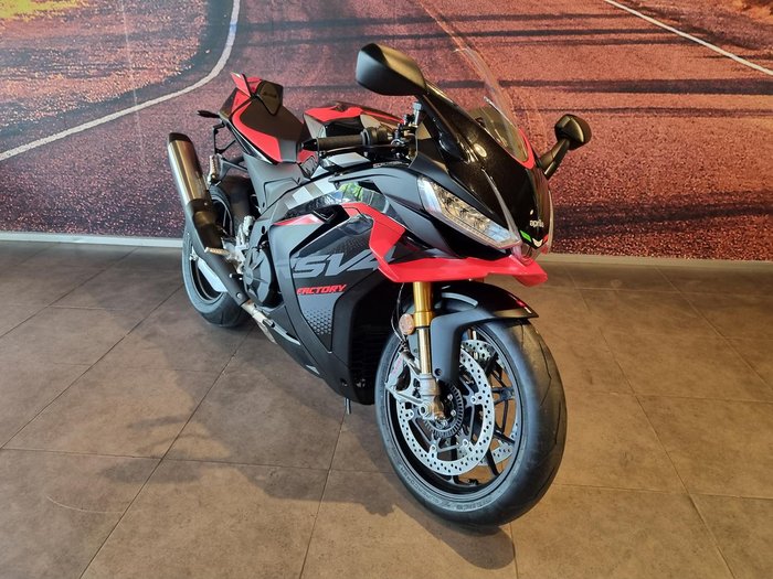 2025 Aprilia RSV4 1100 Factory RSV4 Black
