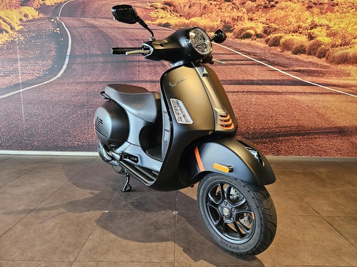 2024 Vespa GTS 300 Super Sport 300 GTS Black