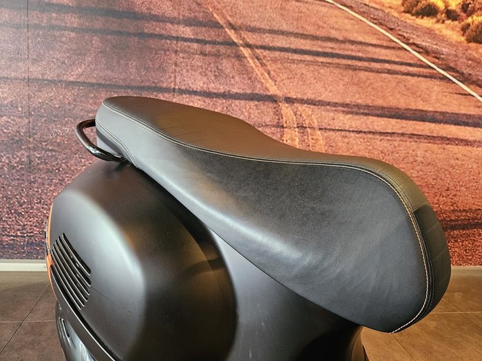 2024 Vespa GTS 300 Super Sport 300 GTS Black