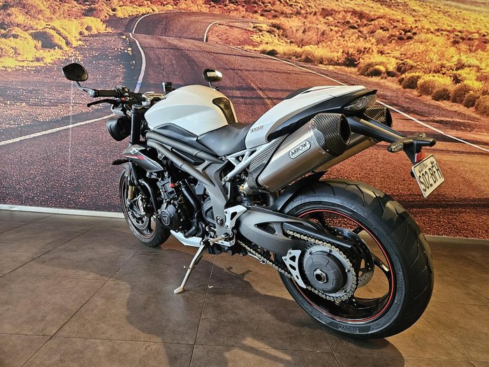 2018 Triumph Speed Triple RS 1050 Speed Triple White