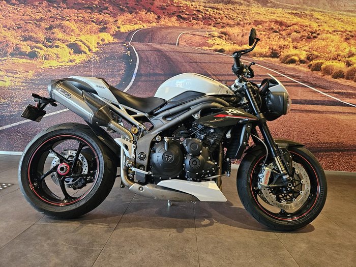 2018 Triumph Speed Triple RS 1050 Speed Triple White