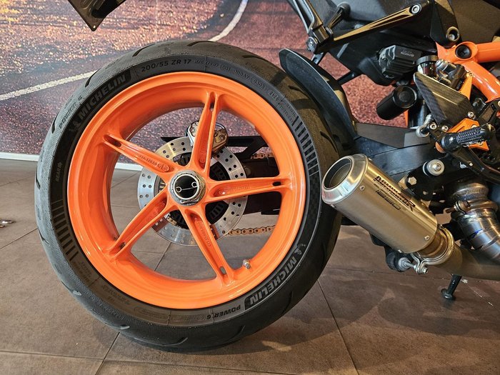 2023 KTM 1290 Super Duke R Super Duke Orange