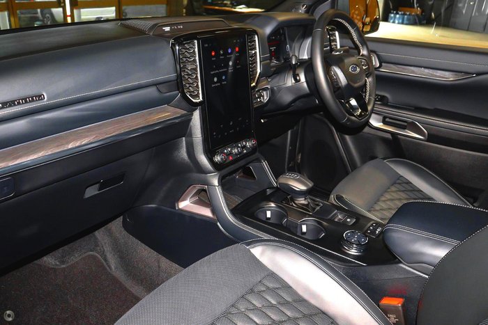 2026 Ford Ranger Platinum MY26.00 4X4 Dual Range Shadow Black