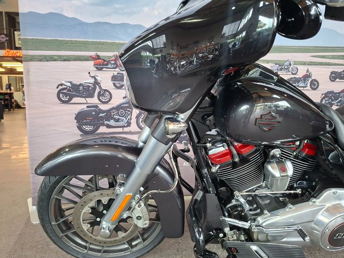 2020 HARLEY-DAVIDSON FLHXSE CVO STREET GLIDE