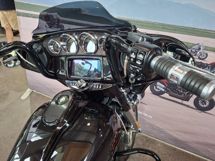 2020 HARLEY-DAVIDSON FLHXSE CVO STREET GLIDE