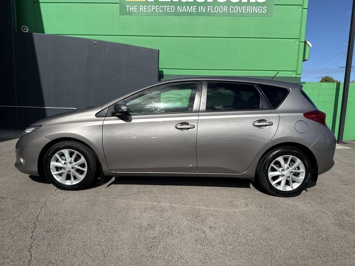 2015 Toyota Corolla Ascent Sport