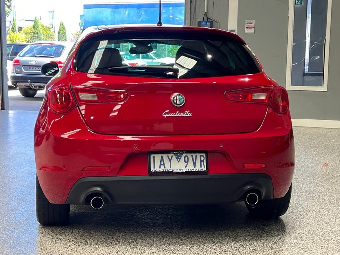 2013 Alfa Romeo Giulietta Distinctive JTD-M Series 0 MY13 Alfa Red