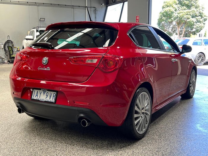 2013 Alfa Romeo Giulietta Distinctive JTD-M Series 0 MY13 Alfa Red