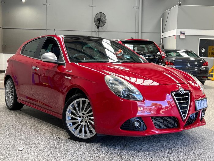 2013 Alfa Romeo Giulietta Distinctive JTD-M Series 0 MY13 Alfa Red