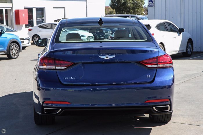 2015 Hyundai Genesis Ultimate Pack