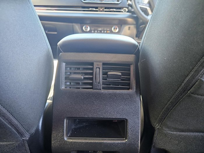 2022 Mitsubishi Outlander LS