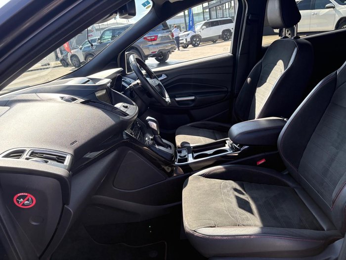 2018 Ford Escape ST-Line