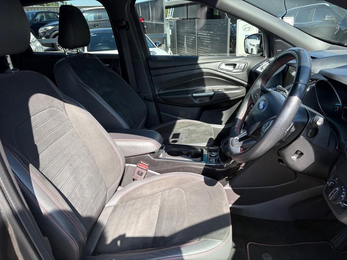 2018 Ford Escape ST-Line