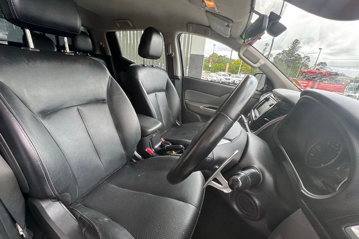 2016 Mitsubishi Triton Exceed