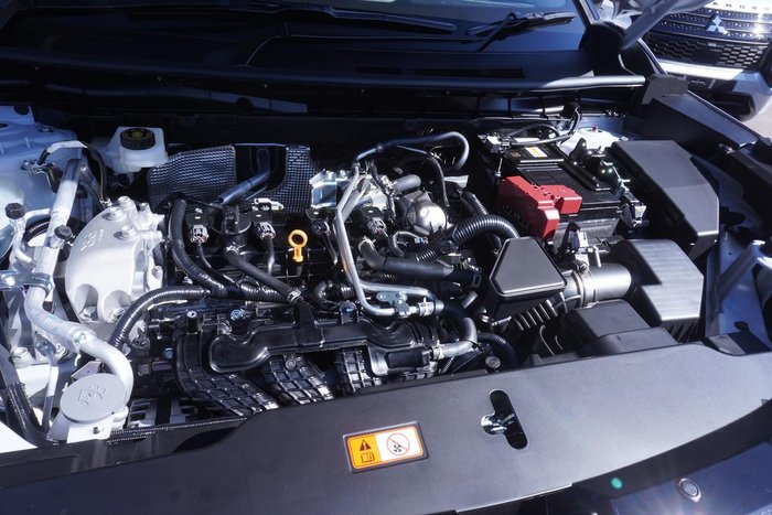 2026 Mitsubishi Outlander LS