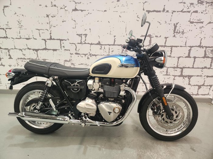 2025 Triumph Bonneville T120 Bonneville Blue