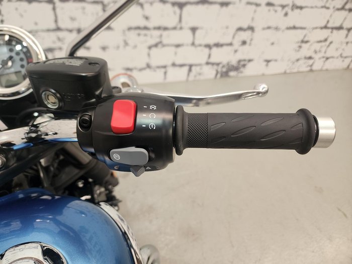 2025 Triumph Bonneville T120 Bonneville Blue