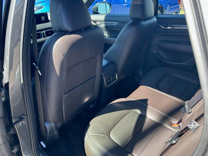 2025 Mazda CX-5 G35 Akera